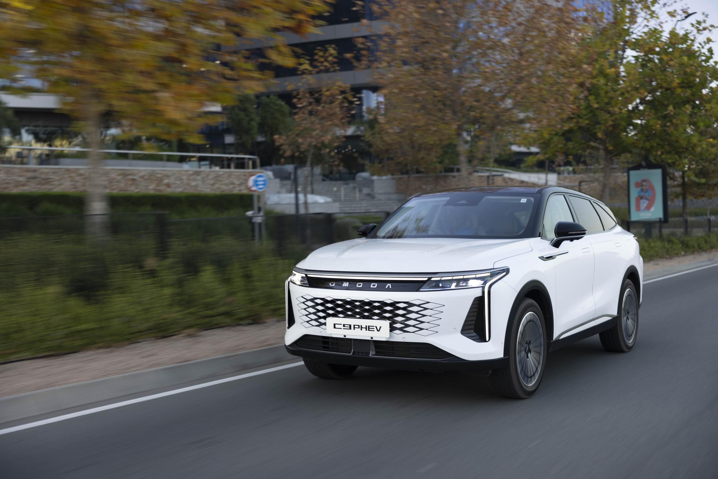 Omoda C9 1.5T AWD PHEV (2026) Review
