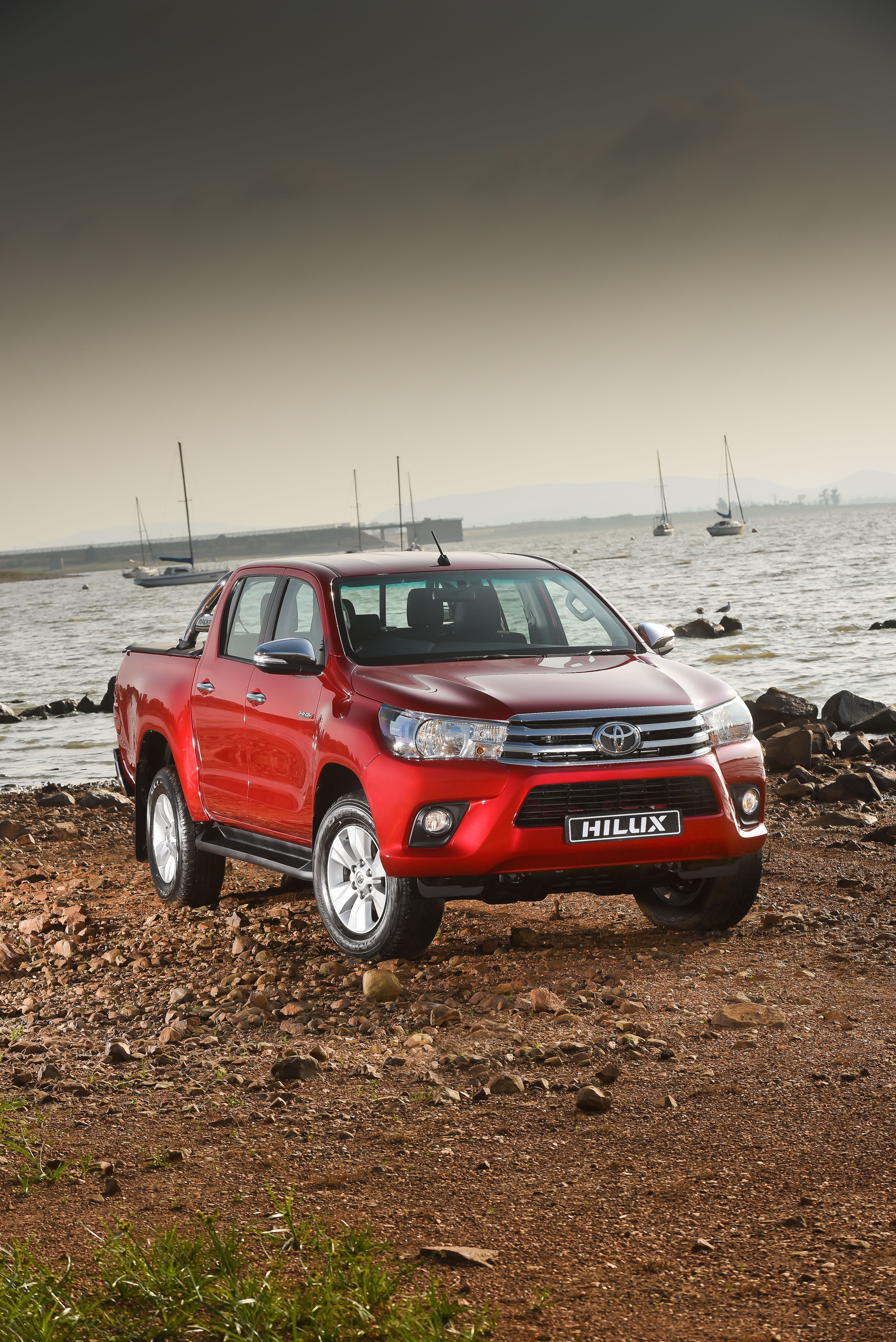 Toyota Hilux 2.8 GD-6 Raider/Legend (2016) Review