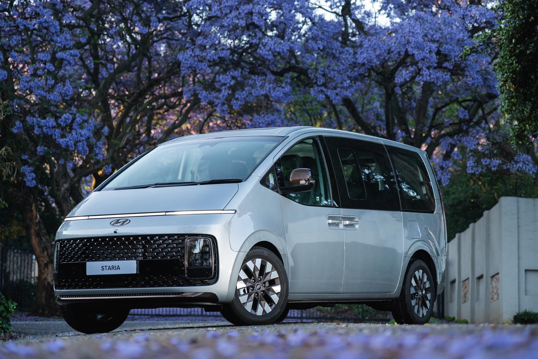 Hyundai Staria 2.2D Executive A/T (2023) Review