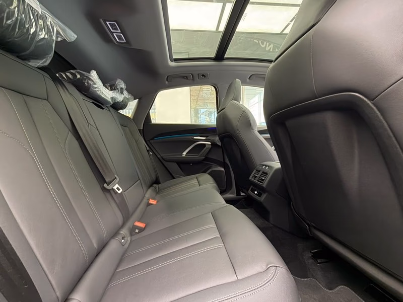 Audi Q5 Sportback Black Edition 40 TDI quattro S tronic (2026) Review — media 4